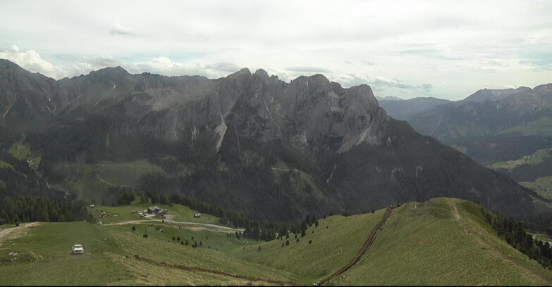 Webcam Pozza di Fassa-Aloch-Buffaure  - Cima 11 e Cima 12
