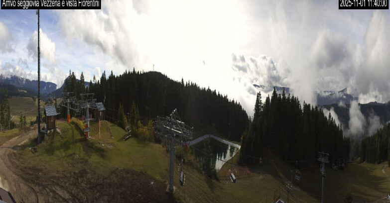 Webcam Ski area Lavarone - Arrivo seggiovia Laghetto