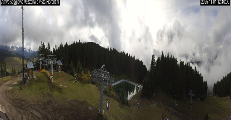 Webcam Ski area Lavarone - Arrivo seggiovia Laghetto