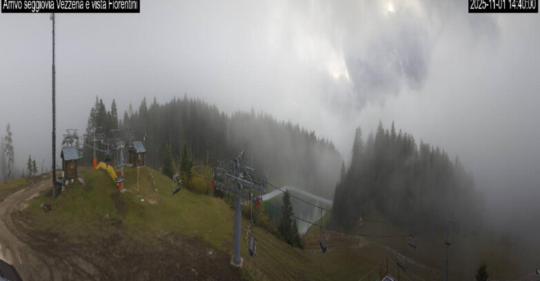 Webcam Ski area Lavarone - Arrivo seggiovia Laghetto