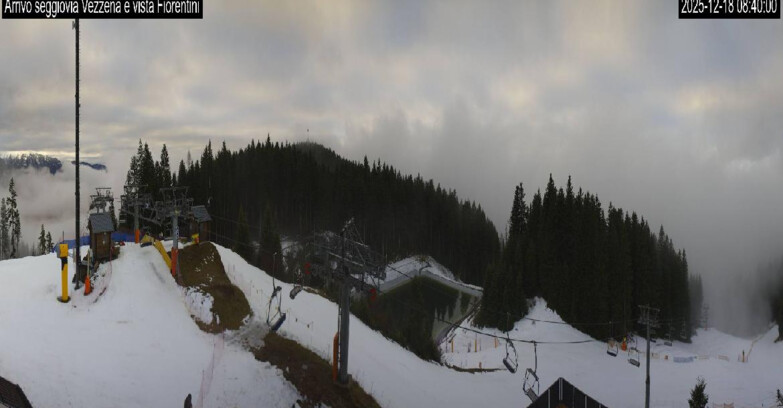 Webcam Lavarone - Chair lift Laghetto 