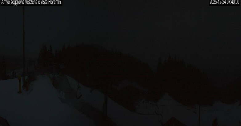 Webcam Ski area Lavarone - Arrivo seggiovia Laghetto