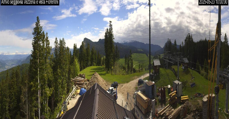 Webcam Ski Area Lavarone  - Chair lift Laghetto 
