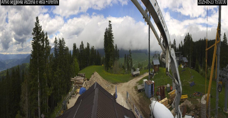 Webcam Ski Area Lavarone  - Chair lift Laghetto 