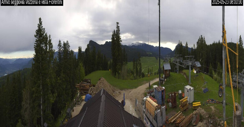 Webcam Ski Area Lavarone  - Chair lift Laghetto 