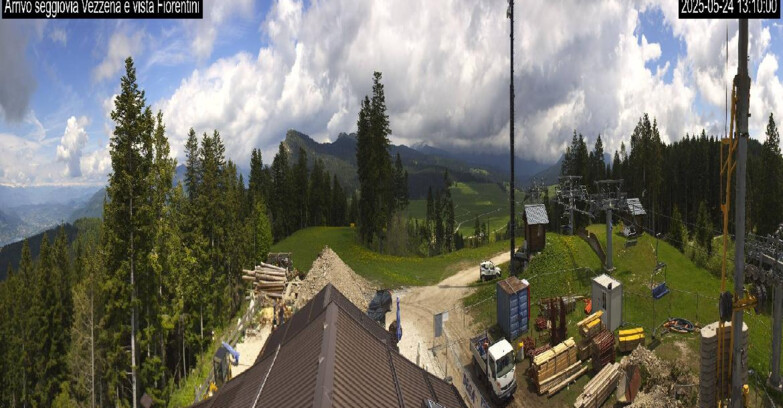 Webcam Lavarone - Chair lift Laghetto 