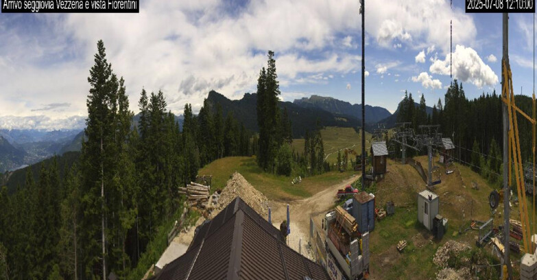 Webcam Лавароне  - Chair lift Laghetto 