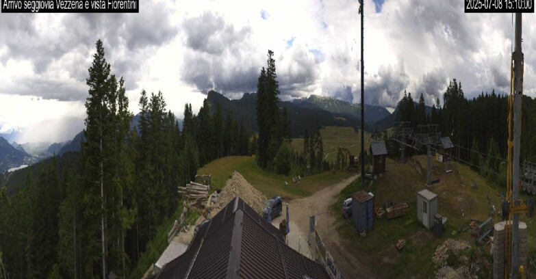 Webcam Лавароне  - Chair lift Laghetto 