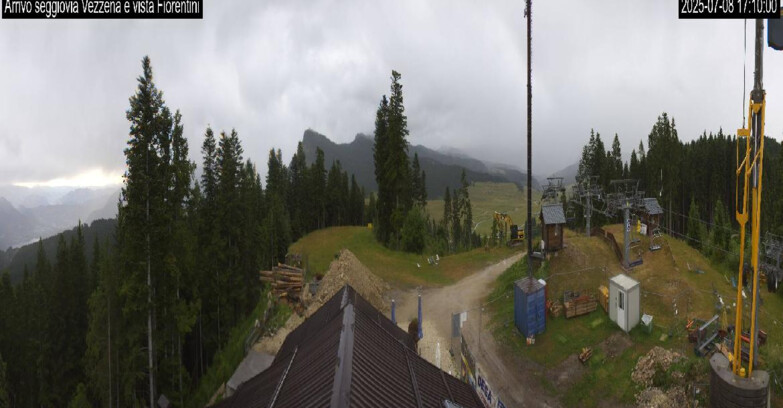 Webcam Лавароне  - Chair lift Laghetto 