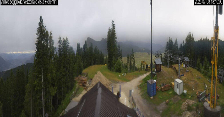Webcam Лавароне  - Chair lift Laghetto 
