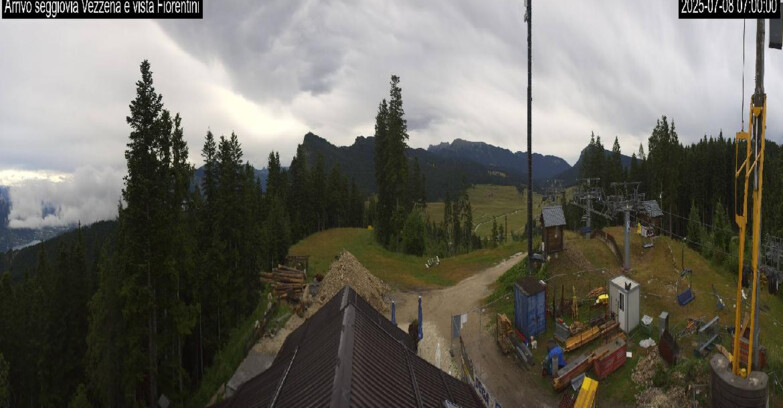 Webcam Лавароне  - Chair lift Laghetto 