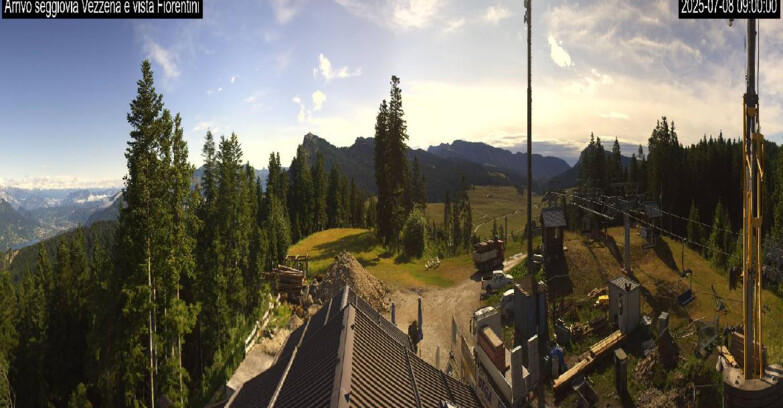 Webcam Лавароне  - Chair lift Laghetto 