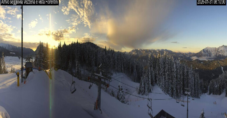 Webcam Ski area Lavarone - Arrivo seggiovia Laghetto