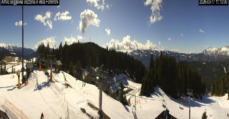 Webcam Ski Area Lavarone  - Chair lift Laghetto 