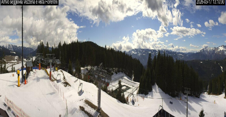 Webcam Ski Area Lavarone  - Chair lift Laghetto 