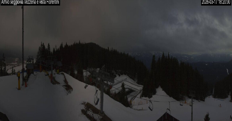 Webcam Ski Area Lavarone  - Chair lift Laghetto 