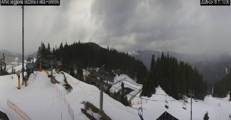 Webcam Лавароне  - Chair lift Laghetto 