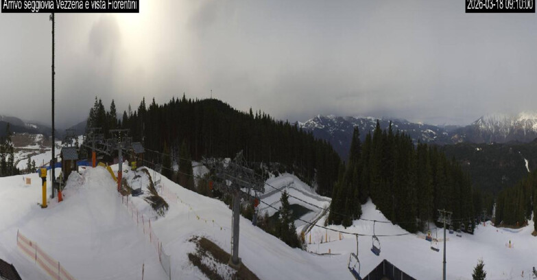 Webcam Лавароне  - Chair lift Laghetto 