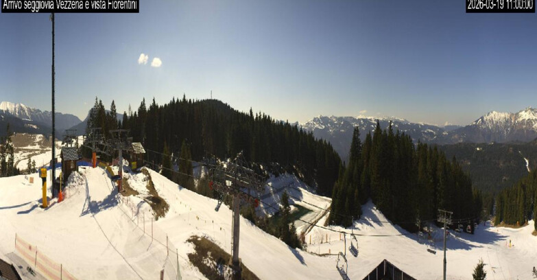 Webcam Lavarone Skigegiet - Laghetto Sessellift 