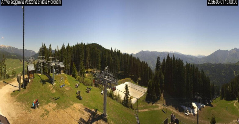 Webcam Lavarone - Chair lift Laghetto 
