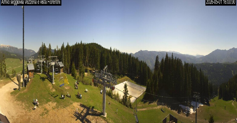 Webcam Lavarone - Chair lift Laghetto 