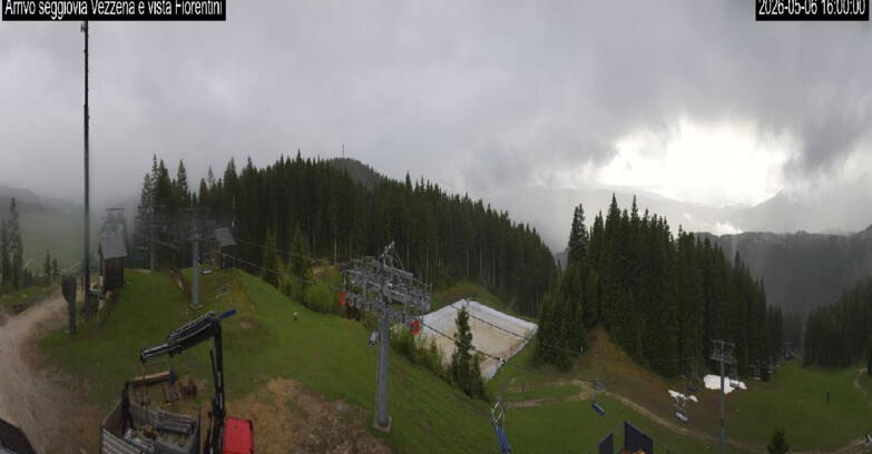 Webcam Lavarone Skigegiet - Laghetto Sessellift 