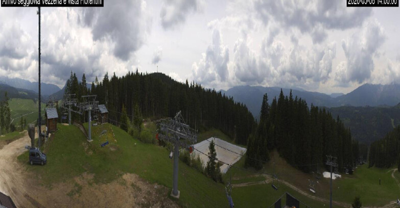 Webcam Лавароне  - Chair lift Laghetto 