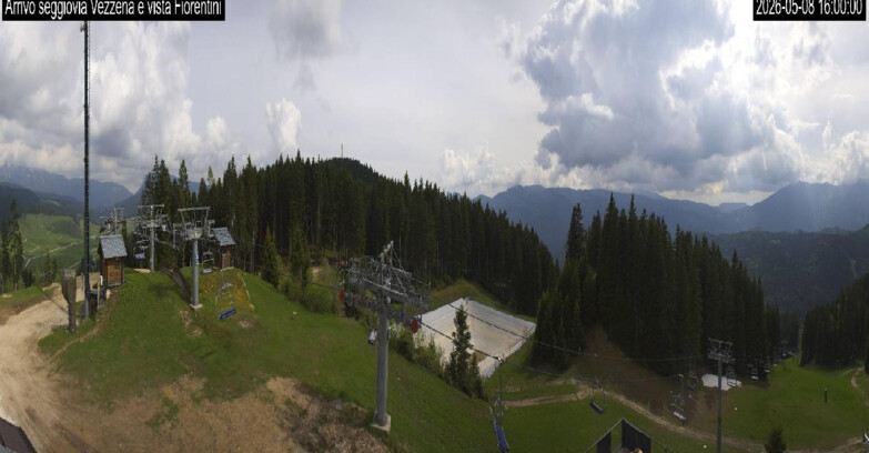 Webcam Лавароне  - Chair lift Laghetto 