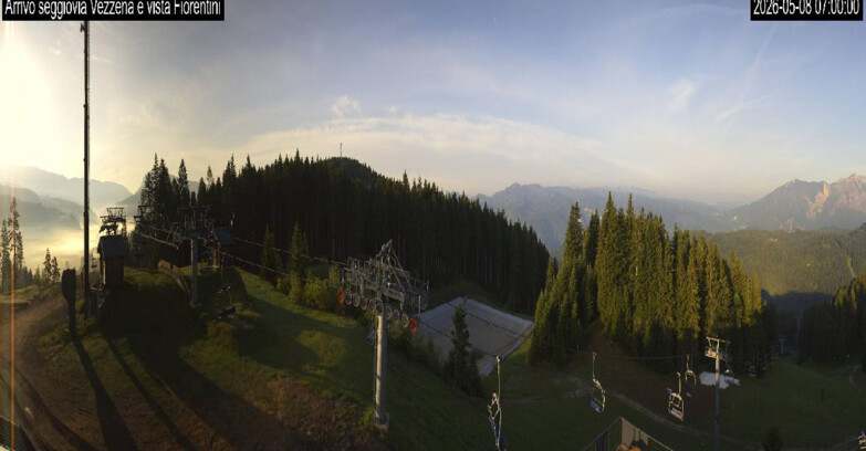 Webcam Лавароне  - Chair lift Laghetto 