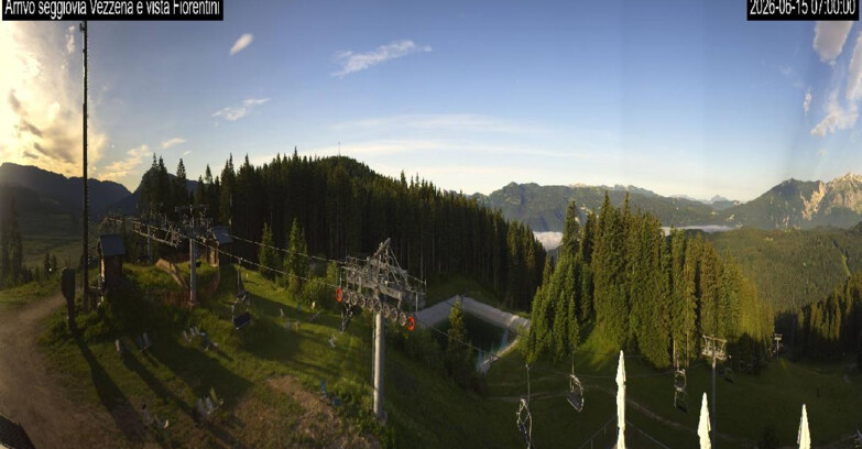 Webcam Ski Area Lavarone  - Chair lift Laghetto 