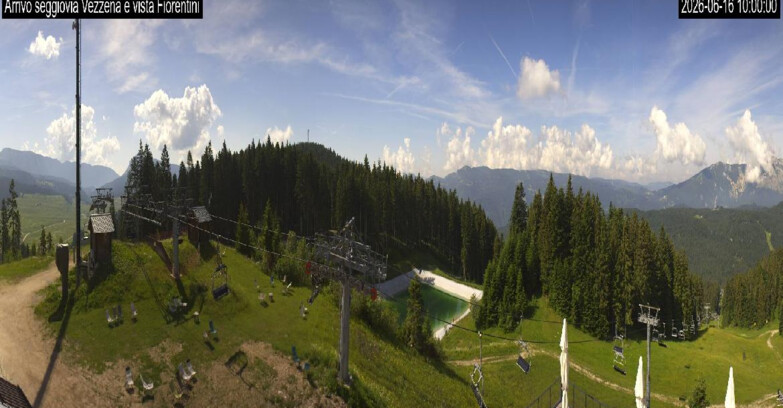 Webcam Lavarone - Chair lift Laghetto 