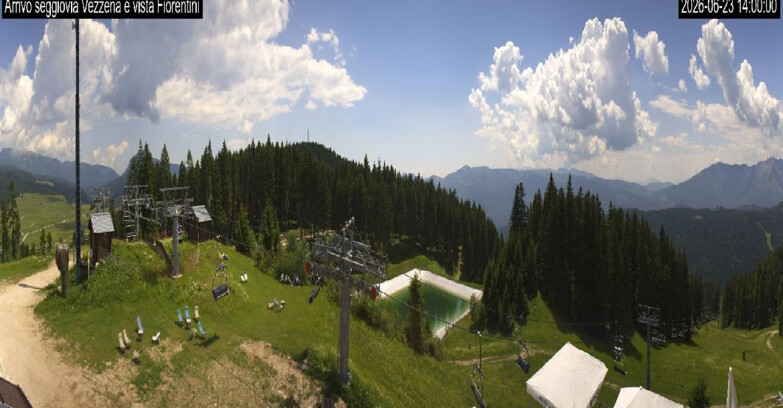Webcam Lavarone Skigegiet - Laghetto Sessellift 