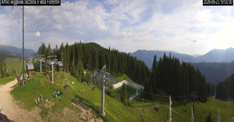 Webcam Lavarone Skigegiet - Laghetto Sessellift 