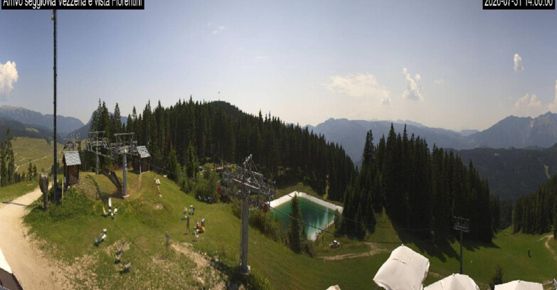 Webcam Lavarone - Chair lift Laghetto 