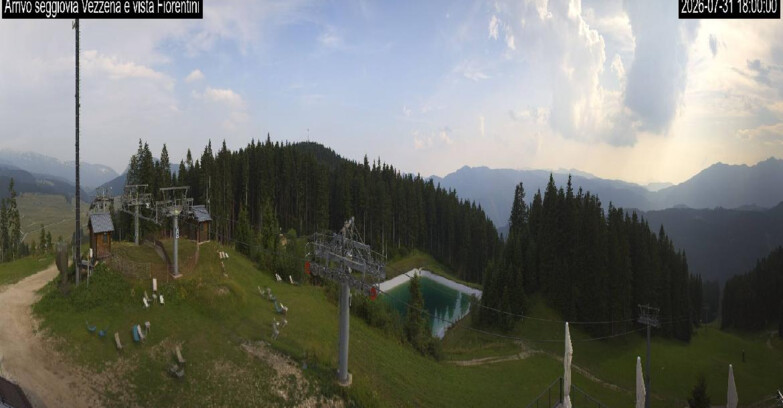 Webcam Lavarone - Chair lift Laghetto 