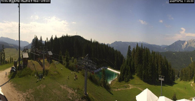 Webcam Ski area Lavarone - Arrivo seggiovia Laghetto