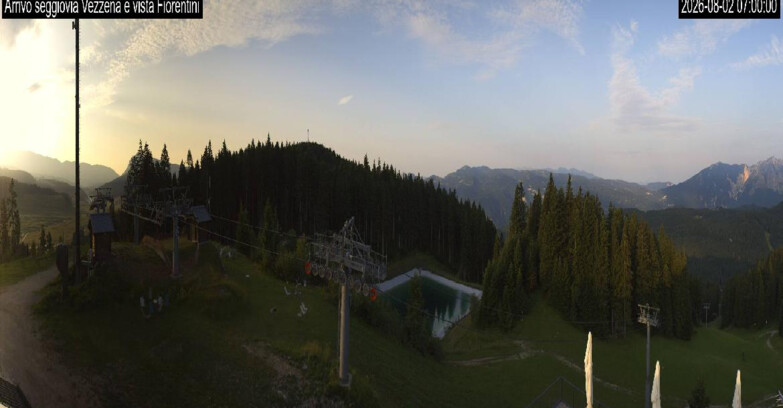 Webcam Ski area Lavarone - Arrivo seggiovia Laghetto