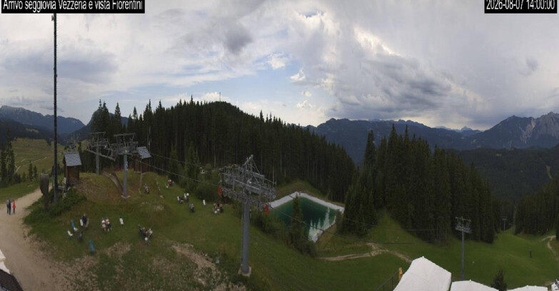 Webcam Lavarone Skigegiet - Laghetto Sessellift 