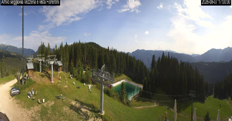 Webcam Lavarone Skigegiet - Laghetto Sessellift 