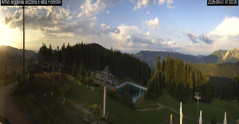 Webcam Lavarone Skigegiet - Laghetto Sessellift 