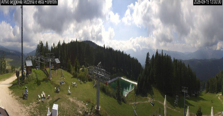 Webcam Lavarone - Chair lift Laghetto 