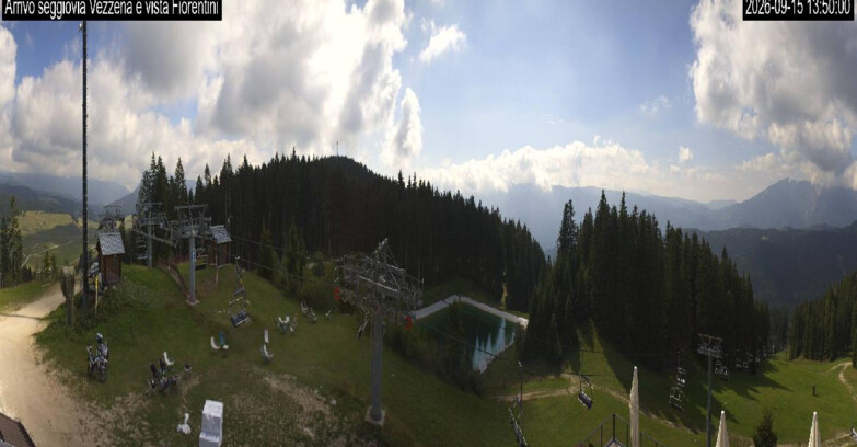 Webcam Lavarone - Chair lift Laghetto 