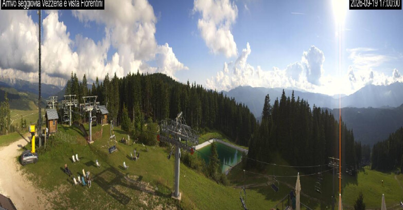 Webcam Ski Area Lavarone  - Chair lift Laghetto 