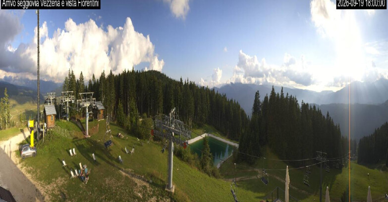 Webcam Ski Area Lavarone  - Chair lift Laghetto 