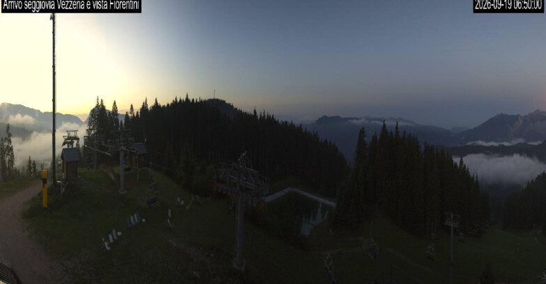 Webcam Ski Area Lavarone  - Chair lift Laghetto 