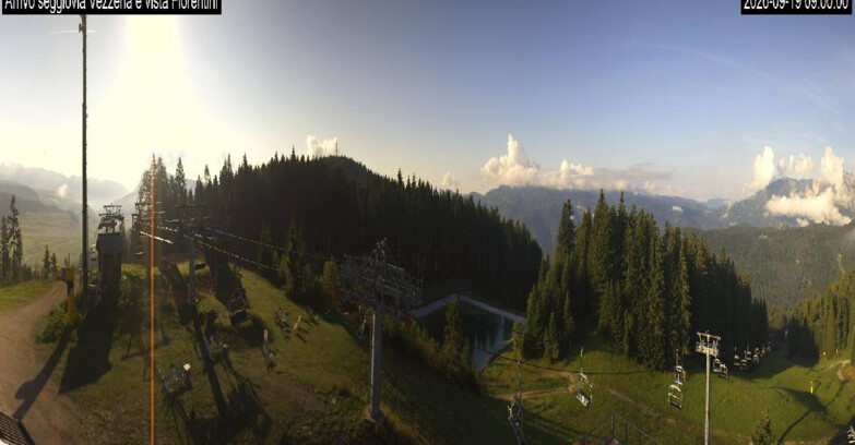 Webcam Ski Area Lavarone  - Chair lift Laghetto 