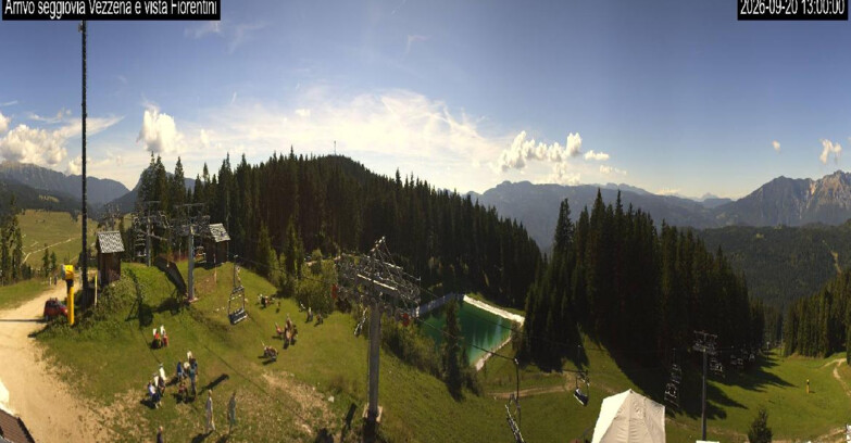 Webcam Ski area Lavarone - Arrivo seggiovia Laghetto