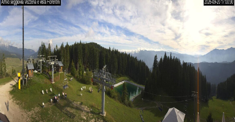 Webcam Ski area Lavarone - Arrivo seggiovia Laghetto