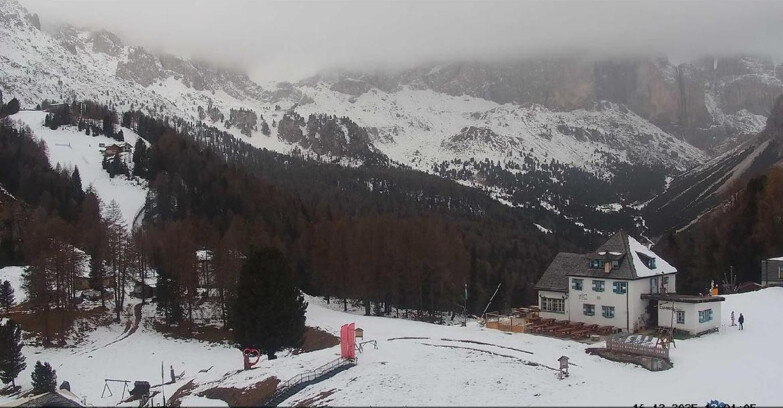 Webcam Vigo di Fassa-Pera-Ciampedìe - Vigo - Roda de Vael