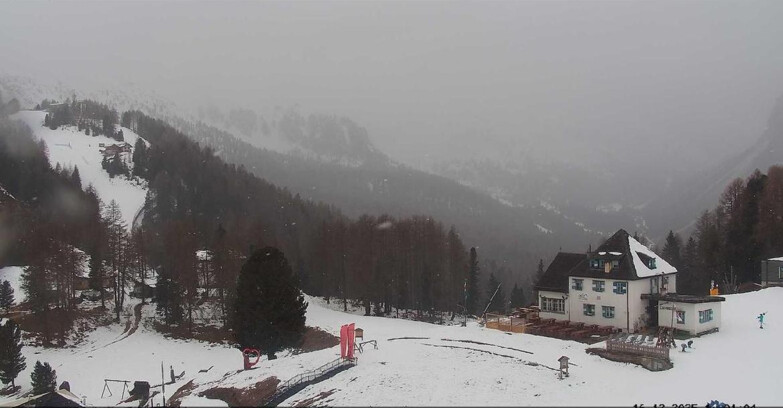 Webcam Vigo di Fassa-Pera-Ciampedìe - Vigo - Roda de Vael